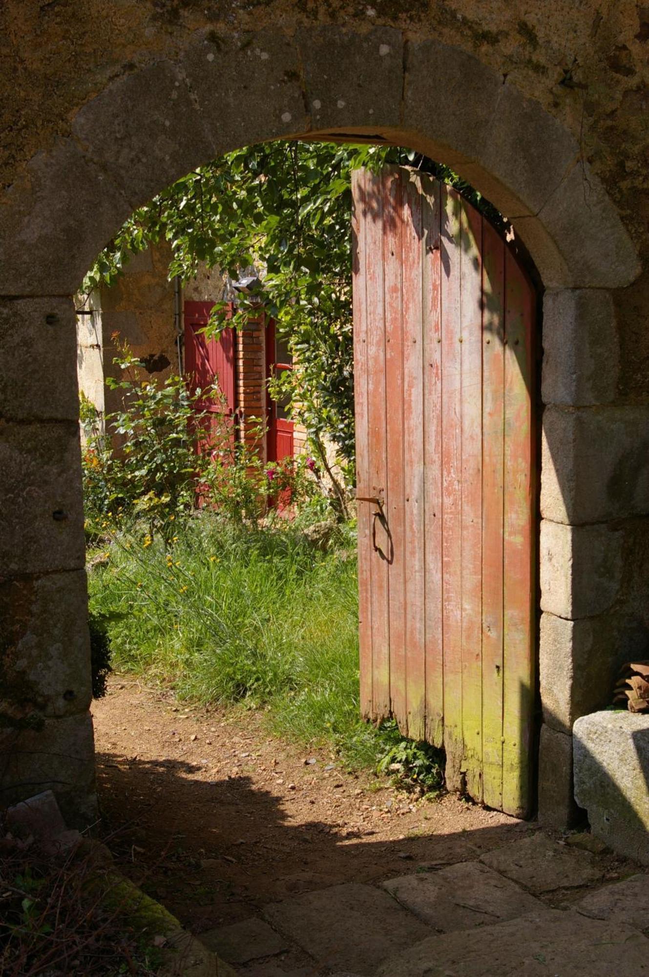 Domaine Des Roches Blanches Le Pin (Deux-Sevres) Exterior foto